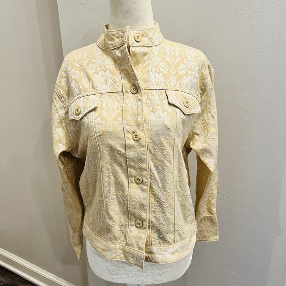 bill blass Tops - Vintage Bill Blass Women’s Denim Style Jacket Small Beige Button Up (A0129)